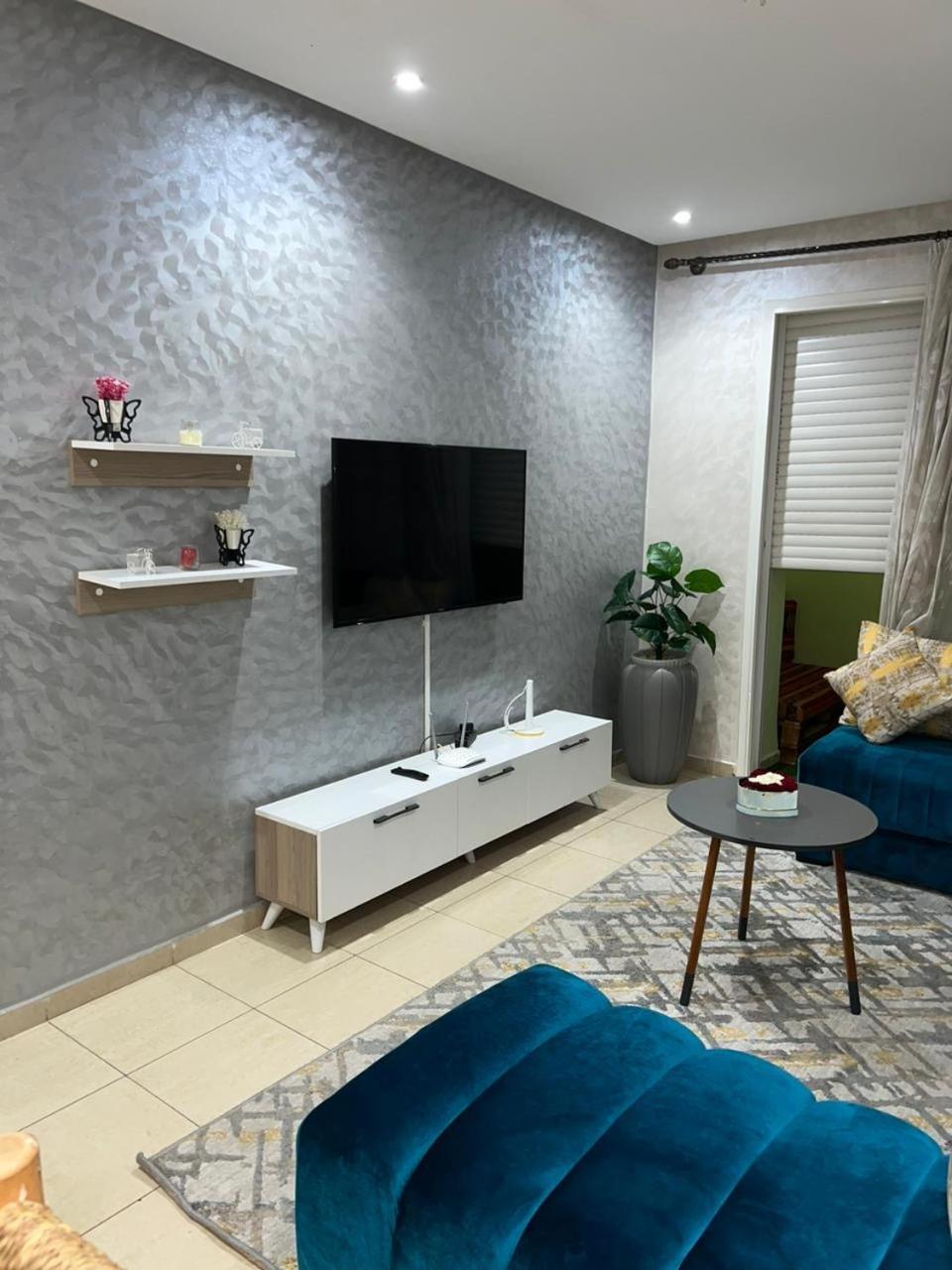Apartment Luxury 1 & Pool Islane